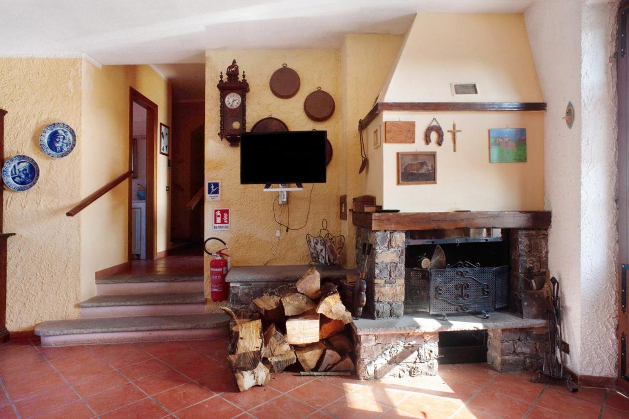 Willa Casa Della Barcareccia Calice al Cornoviglio Zewnętrze zdjęcie